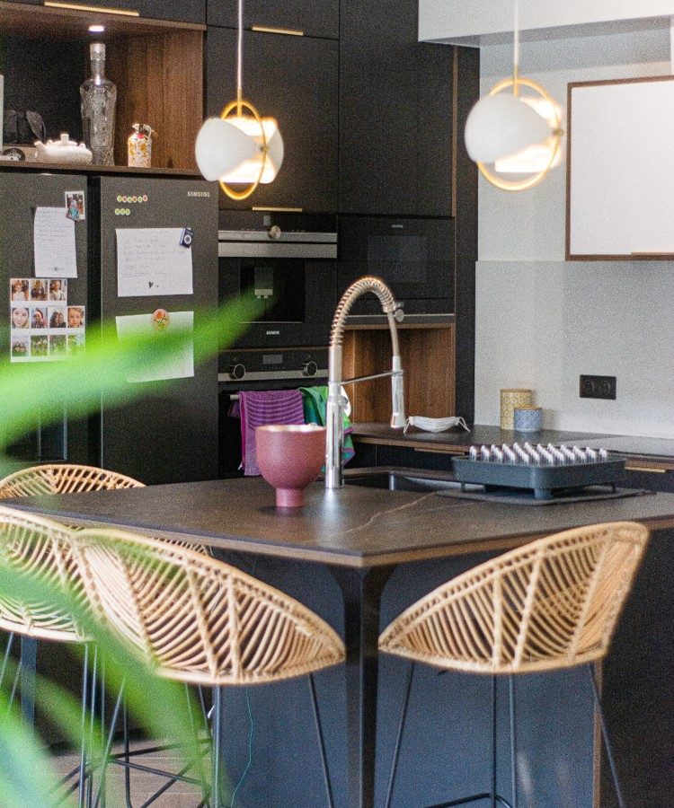 Cuisine noir mat et kelya dekton Cuisine noir mat et kelya dekton